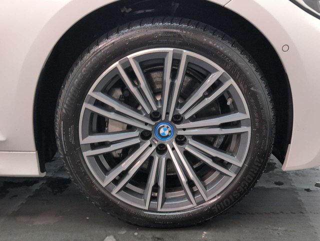 USED 2021 71 BMW 3 SERIES 2.0 330e M Sport Auto 4dr CLICK+COLLECT / HOME DELIVERY