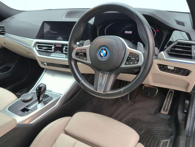 USED 2021 71 BMW 3 SERIES 2.0 330e M Sport Auto 4dr CLICK+COLLECT / HOME DELIVERY