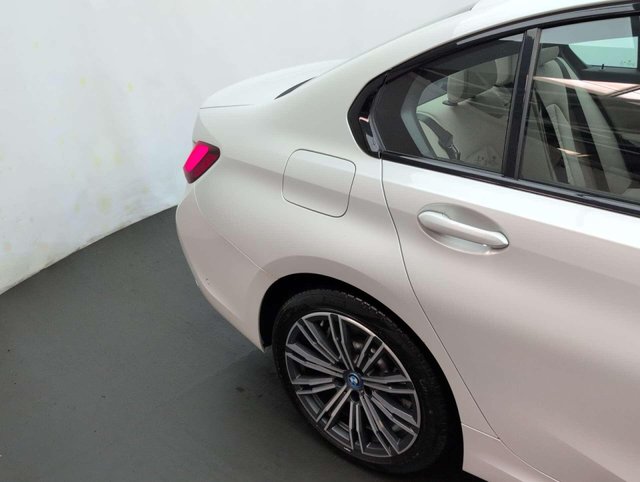 USED 2021 71 BMW 3 SERIES 2.0 330e M Sport Auto 4dr CLICK+COLLECT / HOME DELIVERY