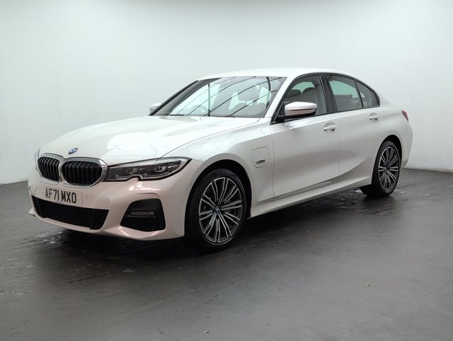 USED 2021 71 BMW 3 SERIES 2.0 330e M Sport Auto 4dr CLICK+COLLECT / HOME DELIVERY