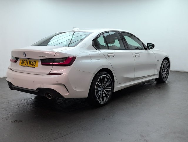 USED 2021 71 BMW 3 SERIES 2.0 330e M Sport Auto 4dr CLICK+COLLECT / HOME DELIVERY
