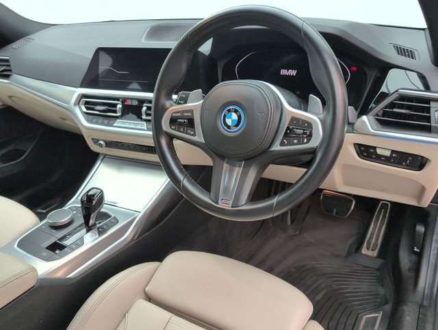 USED 2021 71 BMW 3 SERIES 2.0 330e M Sport Auto 4dr CLICK+COLLECT / HOME DELIVERY