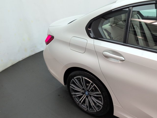 USED 2021 71 BMW 3 SERIES 2.0 330e M Sport Auto 4dr CLICK+COLLECT / HOME DELIVERY