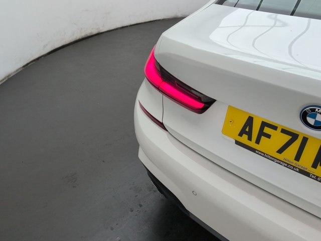 USED 2021 71 BMW 3 SERIES 2.0 330e M Sport Auto 4dr CLICK+COLLECT / HOME DELIVERY