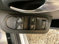 USED 2017 S DACIA DUSTER 1.5 dCi Prestige SUV 5dr Diesel EDC Euro 6 (s/s) (110 ps) 76,311 MILES ONLY TWO OWNERS RARE AUTOMATIC SUV