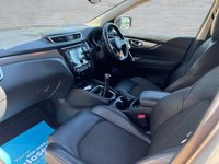 USED 2020 20 NISSAN QASHQAI 1.7 dCi Tekna SUV 5dr Diesel Manual Euro 6 (s/s) (150 ps) Mot 8th March 2027, No Advisories, + Full Service History, 8 Stamps, + 1 Owner From New, + 3 Months Warranty, + ULEZ compliant, + Park assist with intelligent all round monitor, + Front/rear sensors with camera, + Apple carplay/Android auto, + Cruise with limiter, + Climate control, + Bluetooth, + DAB radio, + Sat nav, + Folding mirrors, + Auto lights/wipers, + High beam assist, + Panoramic roof with elec blind, + Bose sound system, + USB/aux, + Autohold, + Isofix, + Alloys