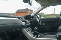 USED 2012 62 LAND ROVER RANGE ROVER EVOQUE 2.2 TD4 Pure SUV 5dr Diesel Manual 4WD Euro 5 (s/s) (150 ps) 