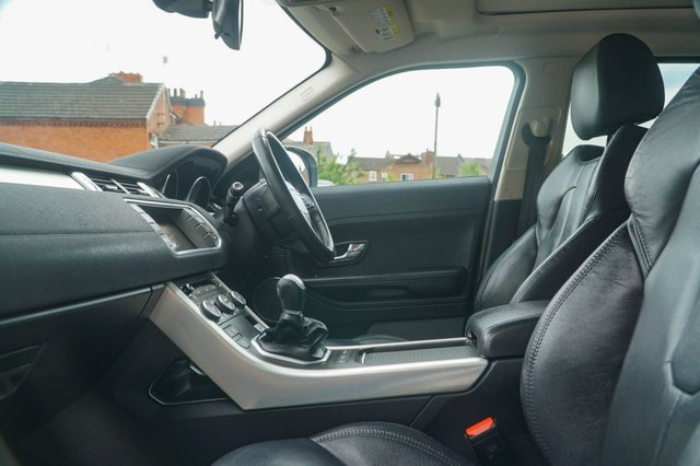 View our LAND ROVER RANGE ROVER EVOQUE