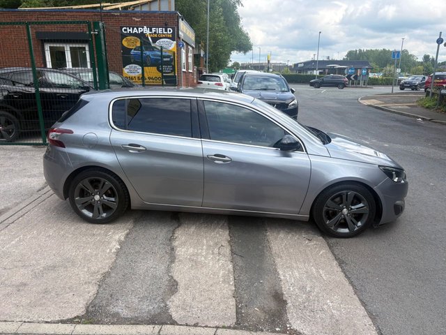View our PEUGEOT 308