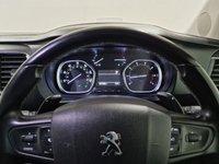 USED 2017 17 PEUGEOT TRAVELLER 2.0 BlueHDi Allure Compact MPV 5dr Diesel EAT SWB Euro 6 (s/s) (180 ps) 