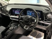USED 2023 72 KIA SPORTAGE 1.6 T-GDi 13.8kWh 3 SUV 5dr Petrol Plug-in Hybrid Auto AWD Euro 6 (s/s) (261 bhp) 