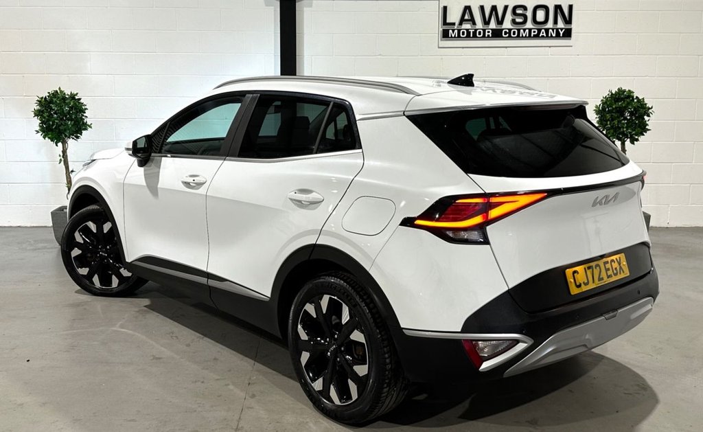 USED 2023 72 KIA SPORTAGE 1.6 T-GDi 13.8kWh 3 SUV 5dr Petrol Plug-in Hybrid Auto AWD Euro 6 (s/s) (261 bhp) 