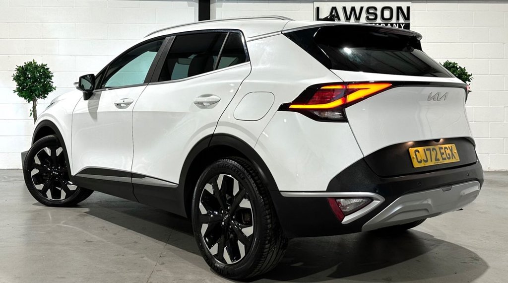 USED 2023 72 KIA SPORTAGE 1.6 T-GDi 13.8kWh 3 SUV 5dr Petrol Plug-in Hybrid Auto AWD Euro 6 (s/s) (261 bhp) 