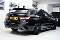 USED 2022 22 BMW 3 SERIES 2.0 318d M Sport Touring 5dr Diesel Auto Euro 6 (s/s) (150 ps) FULL BLACK PACK | MHT DIESEL