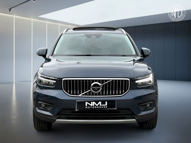 View our VOLVO XC40