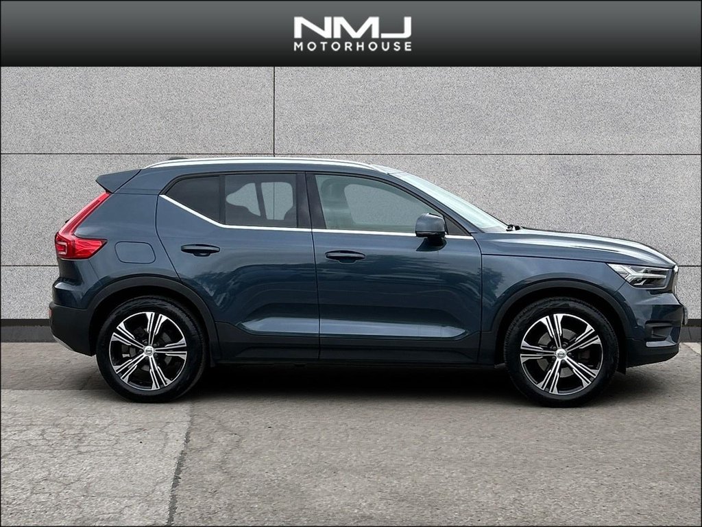 USED 2020 70 VOLVO XC40 2.0 B5 MHEV Inscription Pro Auto AWD Euro 6 (s/s) 5dr 9.9%APR SUNROOF CLIMATE PACK