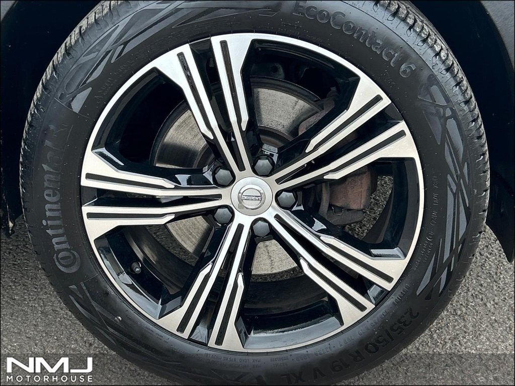 USED 2020 70 VOLVO XC40 2.0 B5 MHEV Inscription Pro Auto AWD Euro 6 (s/s) 5dr 9.9%APR SUNROOF CLIMATE PACK