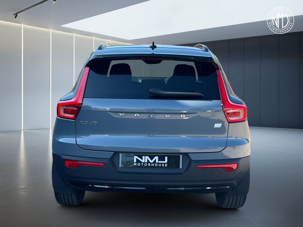 USED 2020 70 VOLVO XC40 1.5h T5 Twin Engine Recharge 10.7kWh R-Design Pro SUV 5dr Petrol Plug-in Hybrid Auto Euro 6 (s/s) (262 ps) SUV