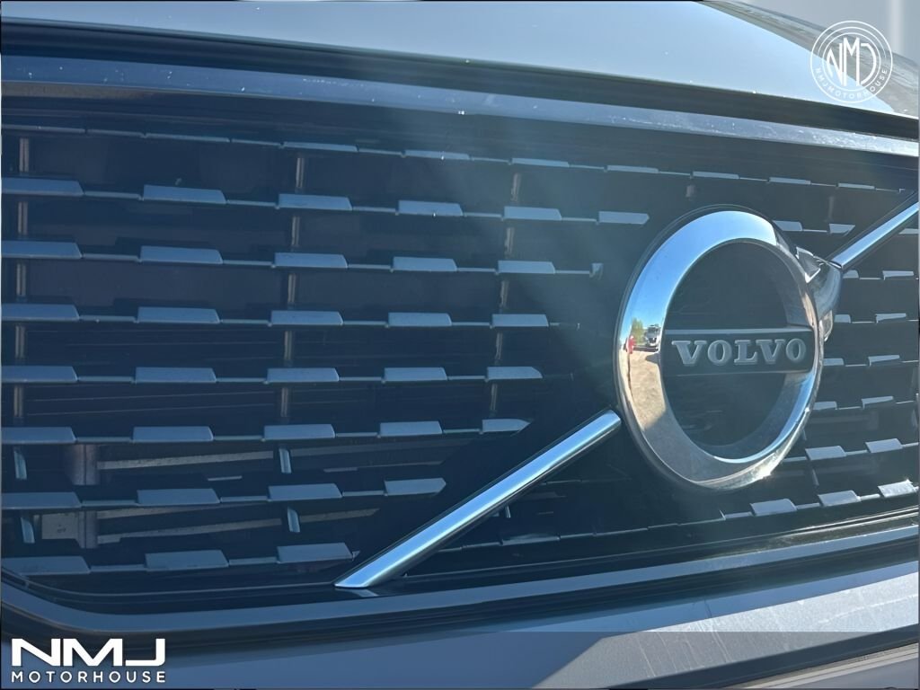 USED 2020 70 VOLVO XC40 1.5h T5 Twin Engine Recharge 10.7kWh R-Design Pro SUV 5dr Petrol Plug-in Hybrid Auto Euro 6 (s/s) (262 ps) SUV