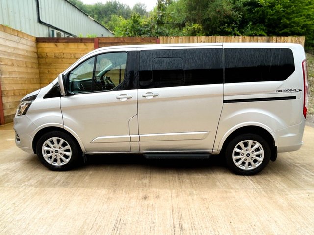 View our FORD TOURNEO CUSTOM
