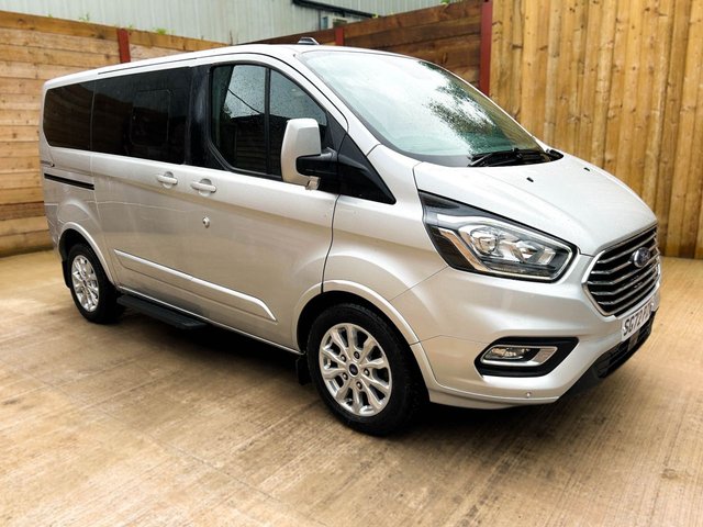 View our FORD TOURNEO CUSTOM