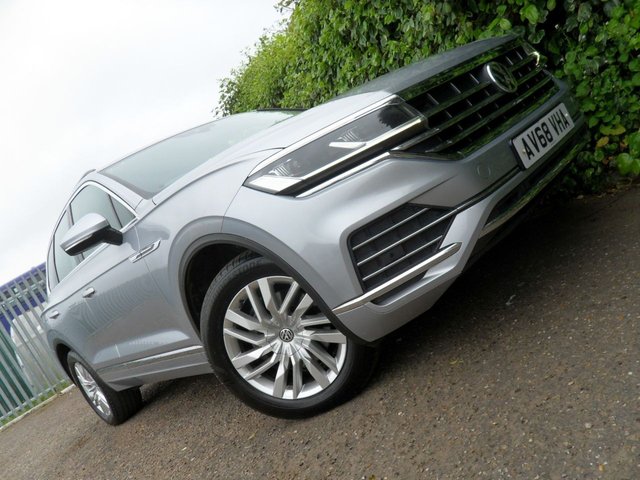 View our VOLKSWAGEN TOUAREG