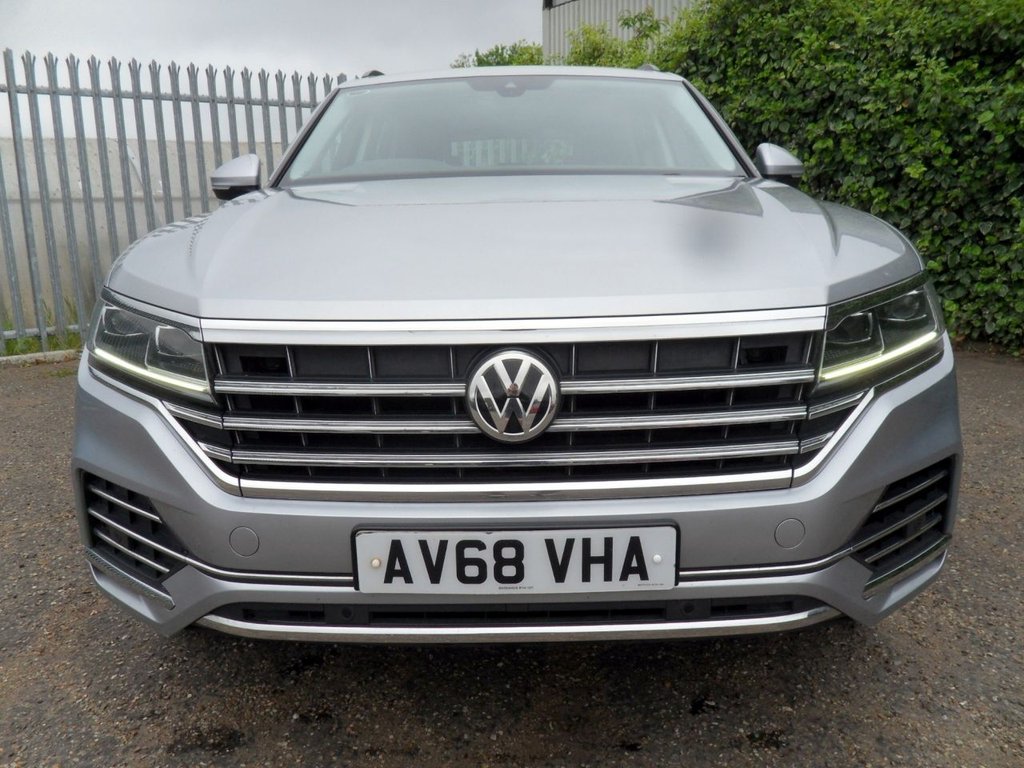 USED 2019 68 VOLKSWAGEN TOUAREG 3.0 TDI V6 SEL SUV 5dr Diesel Tiptronic 4Motion Euro 6 (s/s) (231 ps) 4Motion V6 SEL Automatic