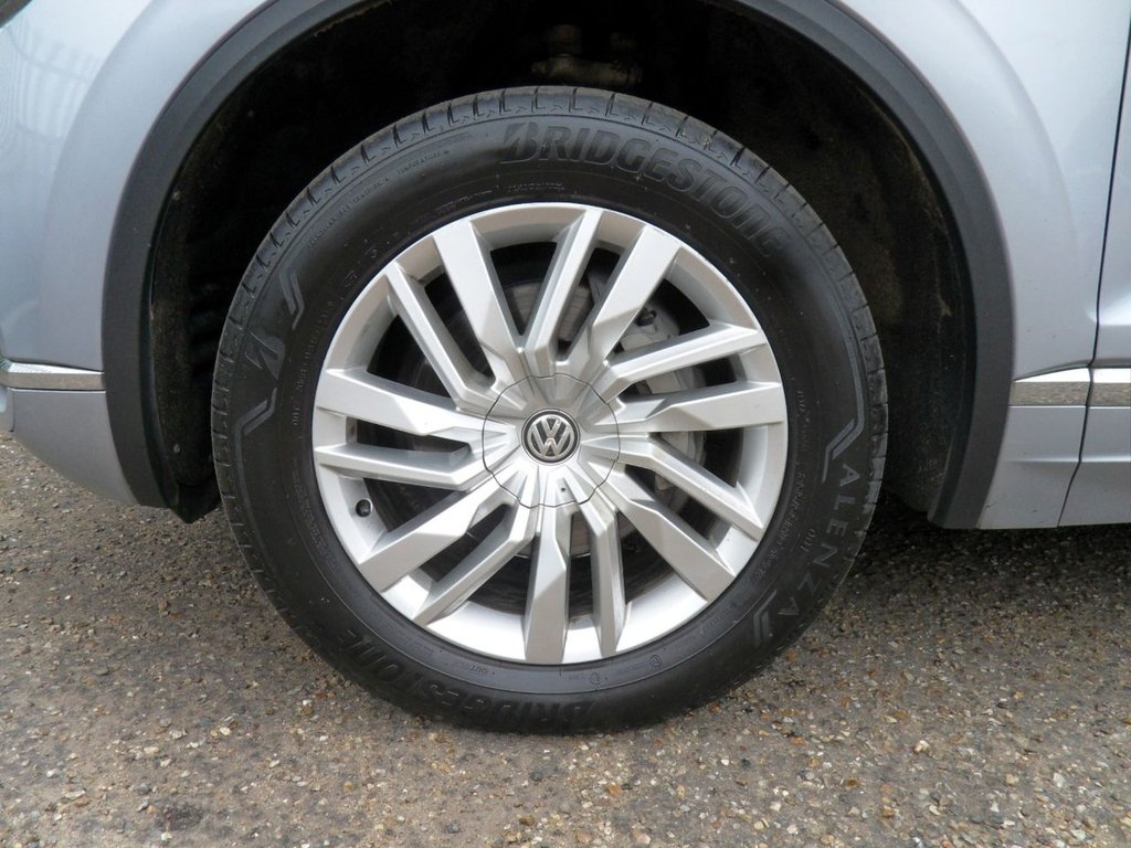 USED 2019 68 VOLKSWAGEN TOUAREG 3.0 TDI V6 SEL SUV 5dr Diesel Tiptronic 4Motion Euro 6 (s/s) (231 ps) 4Motion V6 SEL Automatic