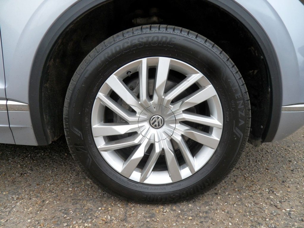 USED 2019 68 VOLKSWAGEN TOUAREG 3.0 TDI V6 SEL SUV 5dr Diesel Tiptronic 4Motion Euro 6 (s/s) (231 ps) 4Motion V6 SEL Automatic