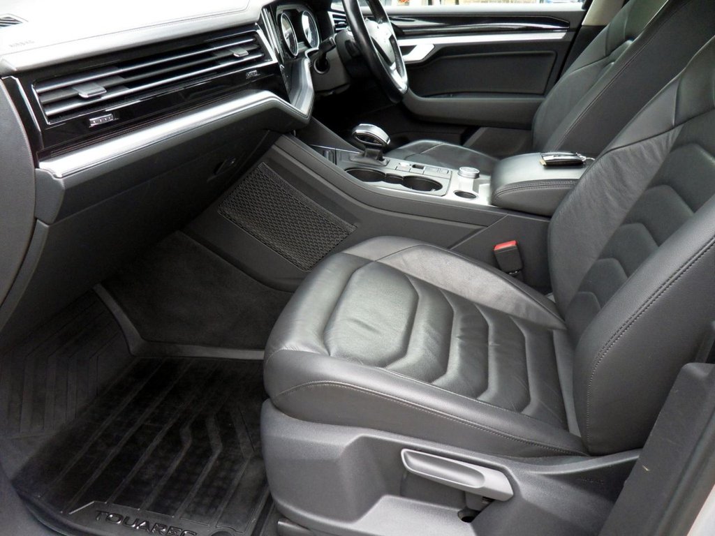 USED 2019 68 VOLKSWAGEN TOUAREG 3.0 TDI V6 SEL SUV 5dr Diesel Tiptronic 4Motion Euro 6 (s/s) (231 ps) 4Motion V6 SEL Automatic