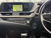 USED 2021 21 LEXUS ES 2.5 300h F Sport E-CVT Euro 6 (s/s) 4dr NAV~R/CAM~ROOF~FSH~FINANCE