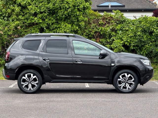 View our DACIA DUSTER