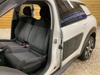 USED 2017 17 CITROEN C4 CACTUS 1.6 BlueHDi Flair Hatchback 5dr Diesel ETG6 Euro 6 (s/s) (100 ps) 141,368 MILES DEMO+ONE OWNER &pound;20/TAX EXC CONDITION