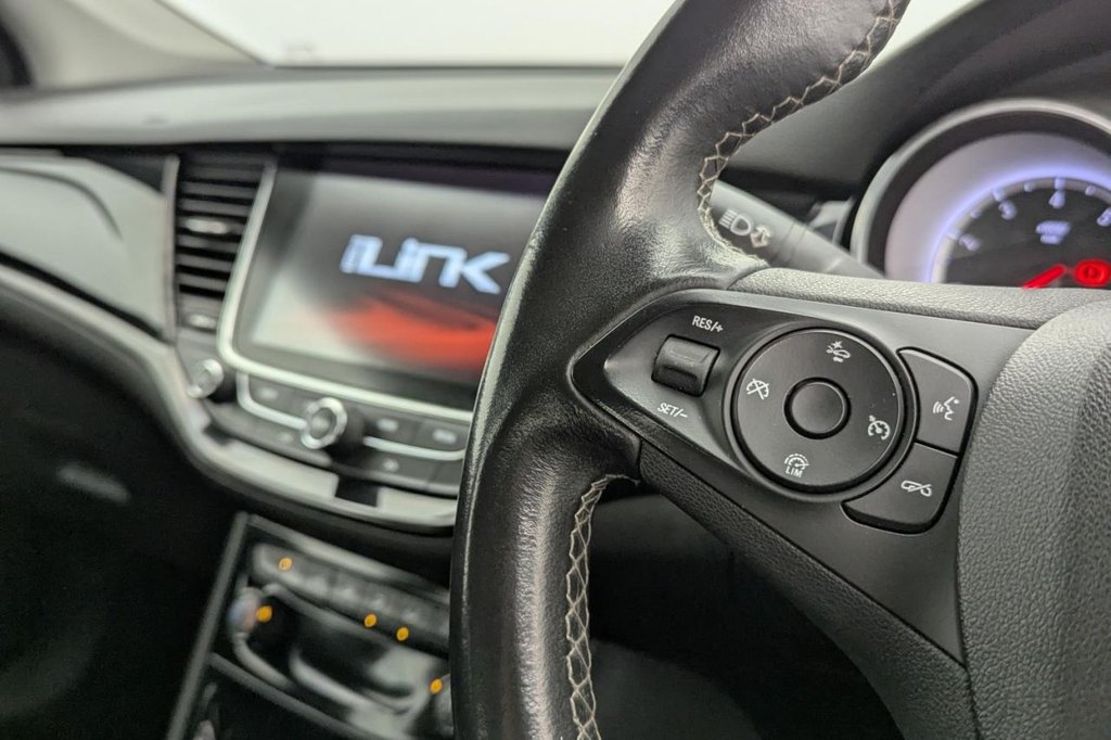 USED 2018 18 VAUXHALL ASTRA 1.4i Turbo SRi Nav Hatchback 5dr Petrol Manual Euro 6 (150 ps) Sat Nav, 17" Alloys, Air Con