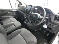 USED 2022 72 RENAULT TRAFIC LH30 2.0 BLUEDCI 150 BHP LONG HIGH ROOF BUSINESS PLUS + CARPLAY | AIR CON | 150 BHP | LONG HIGH