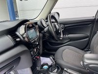 USED 2020 69 MINI HATCH 1.5 Cooper Classic Hatchback 5dr Petrol Steptronic Euro 6 (s/s) (136 ps) &pound;2,575 FACTORY UPGRADES INC. APPLE CAR PLAY