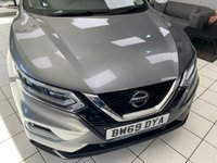 USED 2020 69 NISSAN QASHQAI 1.3 DIG-T Tekna SUV 5dr Petrol DCT Auto Euro 6 (s/s) (160 ps) GUN METALLIC GREY / BLACK PART LEATHER TRIM / PANORAMIC ROOF / DUAL ZONE CLIMATE / HEATED FRONT SEATS / ELECTRIC WINDOWS / POWERFOLD MIRRORS / AUTO LIGHTS AND WIPERS / INTELLIGENT CRUISE CONTROL / SPEED LIMITER / LANE ASSIST / 360 DEGREE CAMERAS / FRONT AND REAR SENSORS / SATNAV / DAB FM AM TUNER / CD / BLUETOOTH / AUX / USB / BOSE AUDIO / PRIVACY GLASS / 19"ALLOYS / SERVICE HISTORY