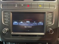 USED 2015 65 VOLKSWAGEN POLO 1.2 TSI BlueMotion Tech SE Hatchback 5dr Petrol Manual Euro 6 (s/s) (90 ps) Carmen Red. Parking Pack.