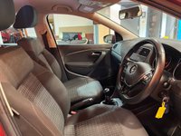 USED 2015 65 VOLKSWAGEN POLO 1.2 TSI BlueMotion Tech SE Hatchback 5dr Petrol Manual Euro 6 (s/s) (90 ps) Carmen Red. Parking Pack.