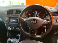 USED 2015 65 VOLKSWAGEN POLO 1.2 TSI BlueMotion Tech SE Hatchback 5dr Petrol Manual Euro 6 (s/s) (90 ps) Carmen Red. Parking Pack.