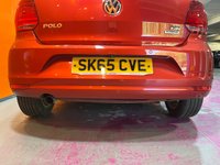 USED 2015 65 VOLKSWAGEN POLO 1.2 TSI BlueMotion Tech SE Hatchback 5dr Petrol Manual Euro 6 (s/s) (90 ps) Carmen Red. Parking Pack.