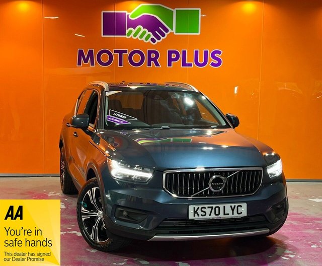 View our VOLVO XC40