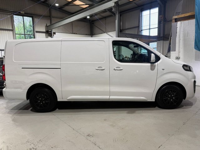 View our VAUXHALL VIVARO