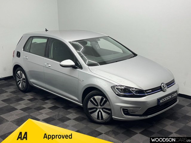 2019 GOLF 2019 35.8KWH E GOLF HATCHBACK 5DR ELECTRIC AUTO 136 PS 2019 50,000... photo