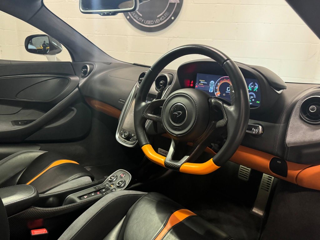 USED 2020 70 MCLAREN 540C 3.8T V8 SSG Euro 6 (s/s) 2dr CARBON|STEALTH|COLOUR COMBO