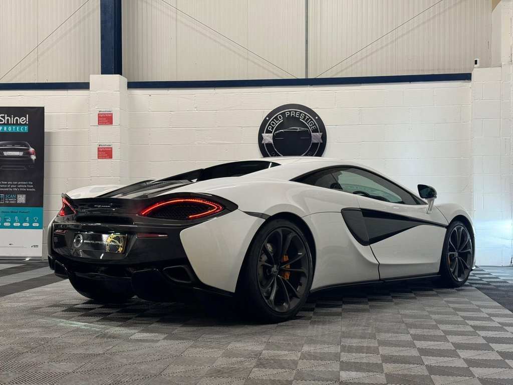 USED 2020 70 MCLAREN 540C 3.8T V8 SSG Euro 6 (s/s) 2dr CARBON|STEALTH|COLOUR COMBO