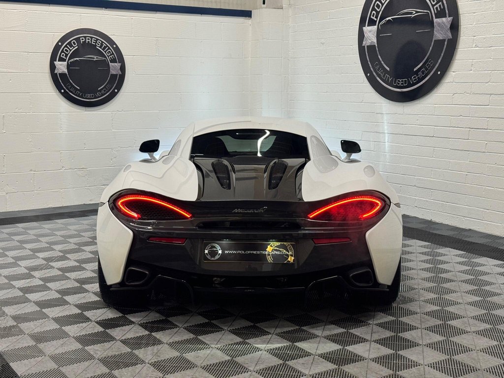 USED 2020 70 MCLAREN 540C 3.8T V8 SSG Euro 6 (s/s) 2dr CARBON|STEALTH|COLOUR COMBO