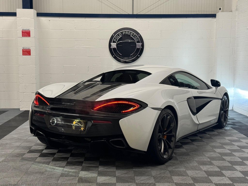 USED 2020 70 MCLAREN 540C 3.8T V8 SSG Euro 6 (s/s) 2dr CARBON|STEALTH|COLOUR COMBO