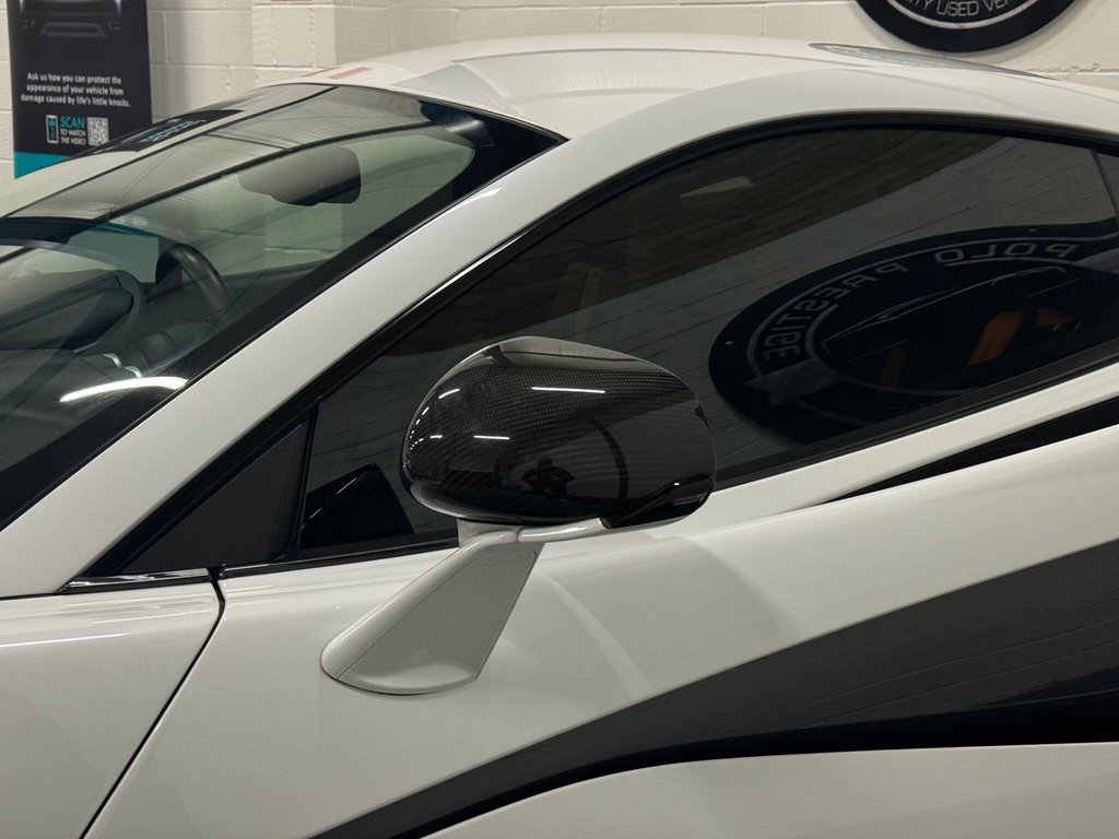 USED 2020 70 MCLAREN 540C 3.8T V8 SSG Euro 6 (s/s) 2dr CARBON|STEALTH|COLOUR COMBO