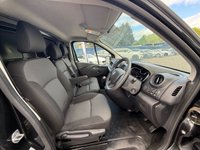 USED 2021 21 RENAULT TRAFIC 2.0 dCi ENERGY 28 Business Panel Van 5dr Diesel Manual SWB Standard Roof Euro 6 (s/s) (145 ps) 
